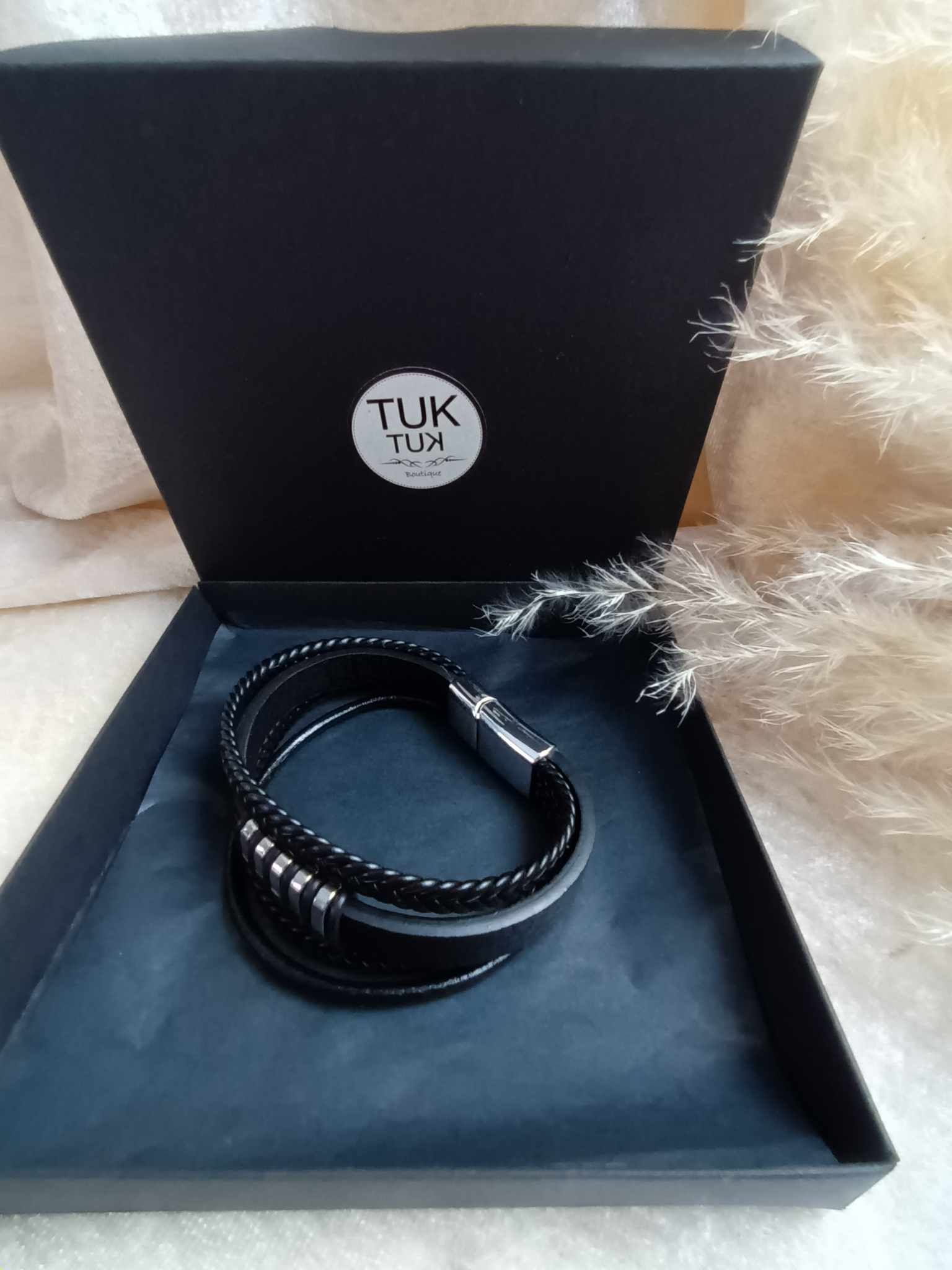 VYRIŠKA ODINĖ APYRANKĖ 22CM