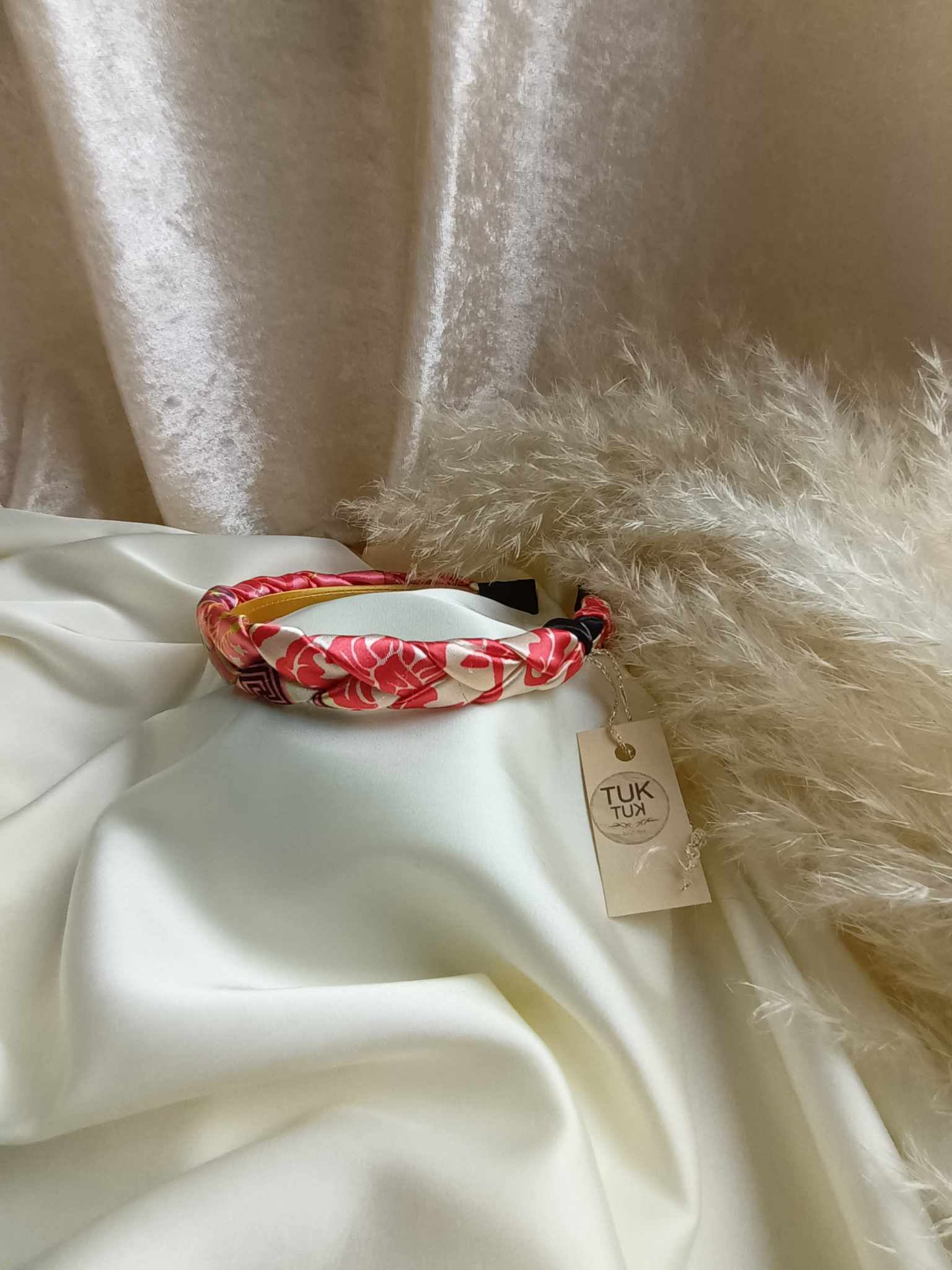 SIAURAS PINTAS SATINO PLAUKŲ LANKELIS