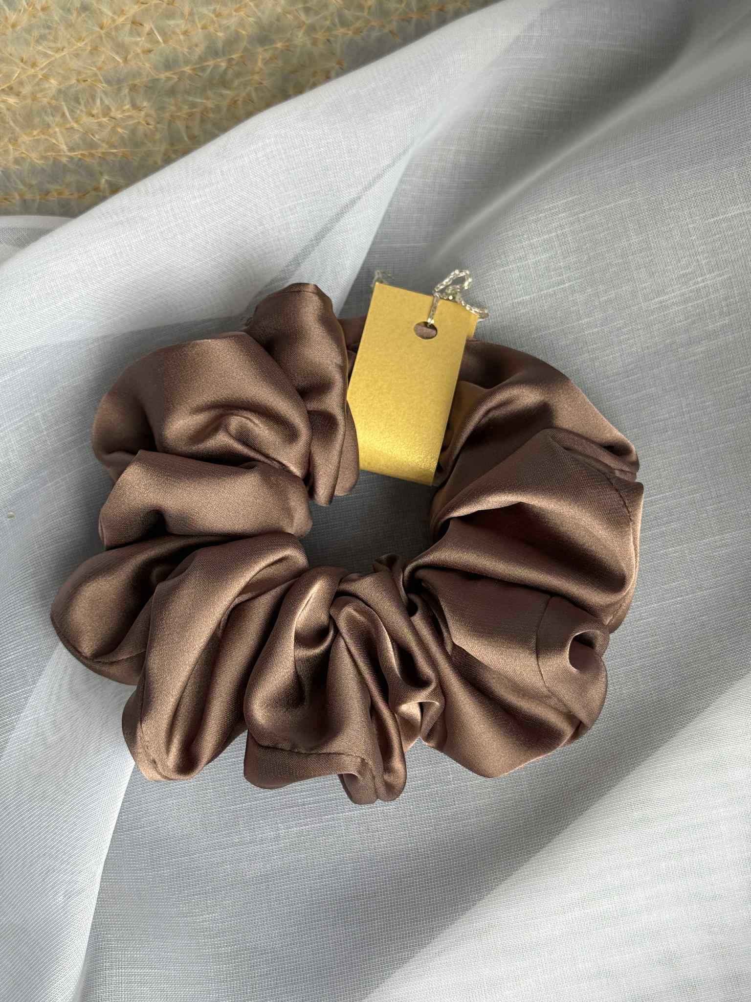 Šilkinė plaukų gumytė didelė kakavinė
